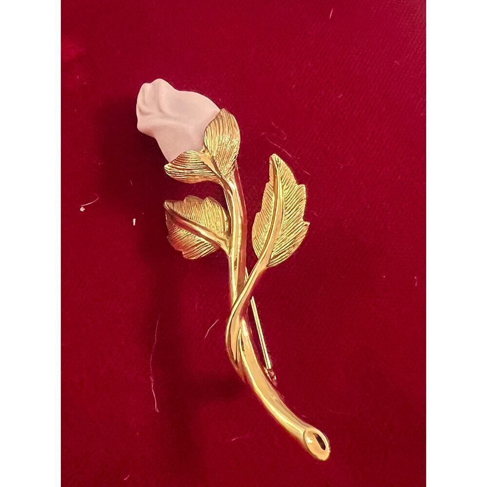 Vintage Gold Tone Rose Shaped Brooch Pin